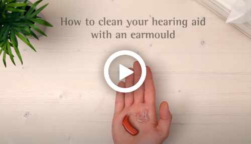 Cleaning your hearing aid with an earmould